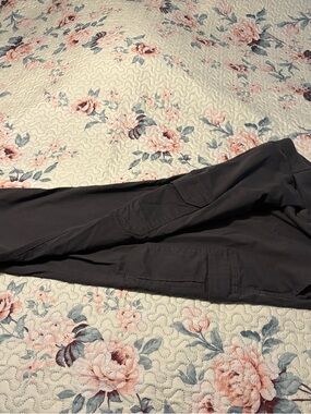 Lee Men's Charcoal Cargo Pants - Utility Pockets